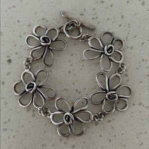 Silver Flower  Costume Jewelry Bracelet
